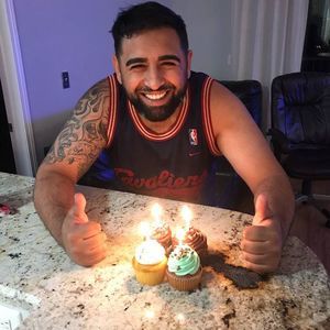 Meet your Posher, Shan